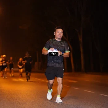 Runner Photo 8208664