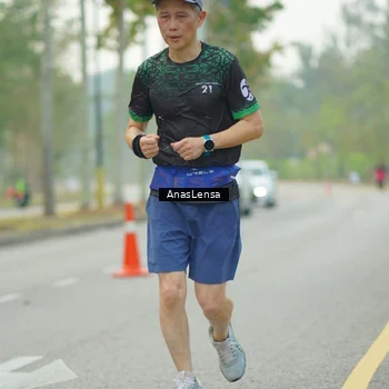 Runner Photo 8208677