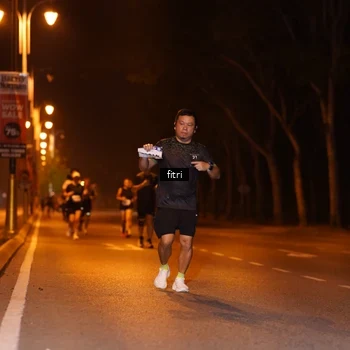 Runner Photo 8208680