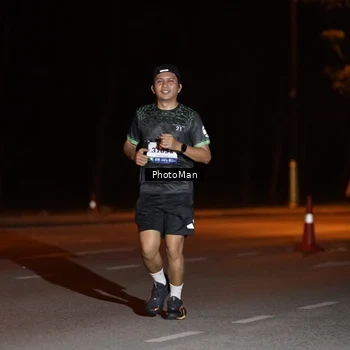 Runner Photo 8208696