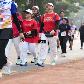 Runner Photo 8208698