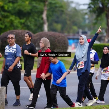 Runner Photo 8208699