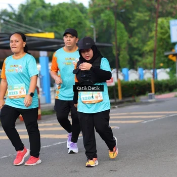Runner Photo 8208701