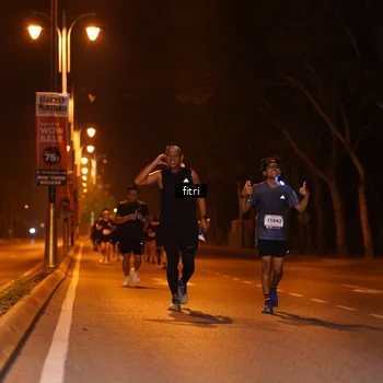 Runner Photo 8208712
