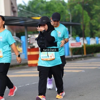 Runner Photo 8208714