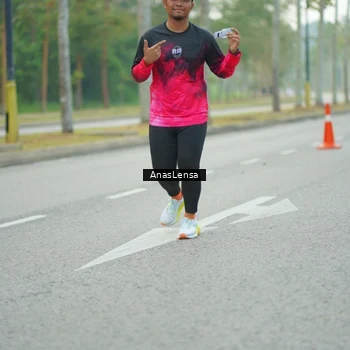 Runner Photo 8208800