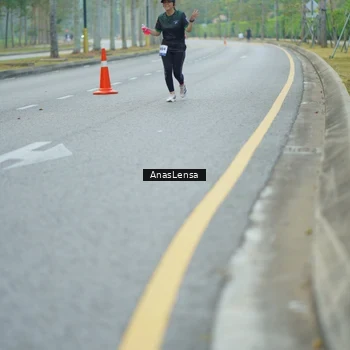 Runner Photo 8208804