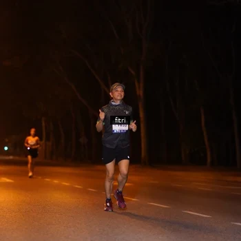 Runner Photo 8208834
