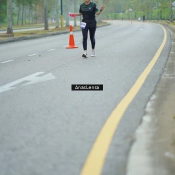 Runner Photo 8208853