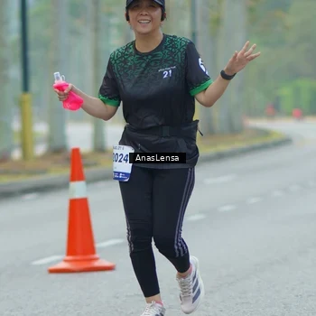 Runner Photo 8208854