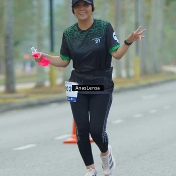 Runner Photo 8208874