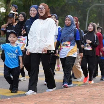 Runner Photo 8208875