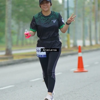 Runner Photo 8208910