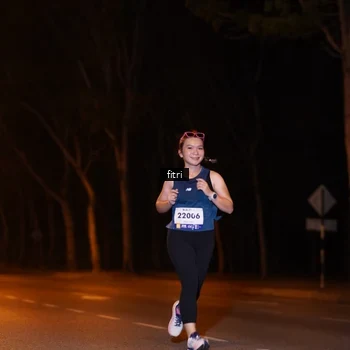 Runner Photo 8208930
