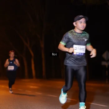 Runner Photo 8208936