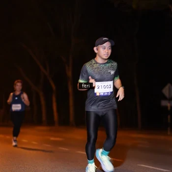 Runner Photo 8208943