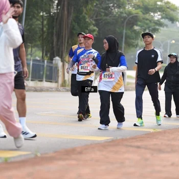Runner Photo 8208948
