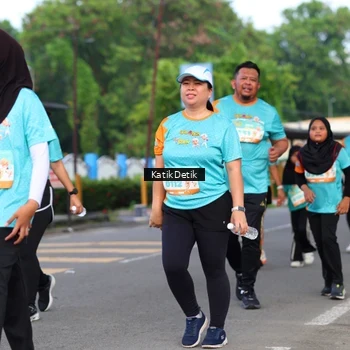 Runner Photo 8208951