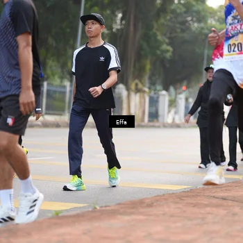 Runner Photo 8208973