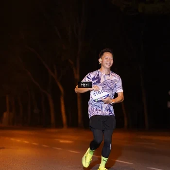 Runner Photo 8208987