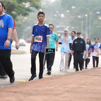 Runner Photo 8208992
