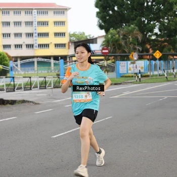 Runner Photo 8209011