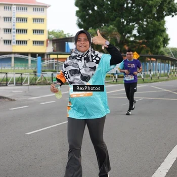 Runner Photo 8209013