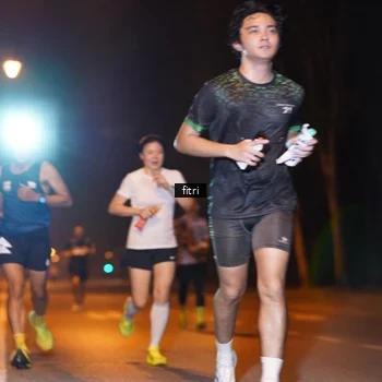 Runner Photo 8209022