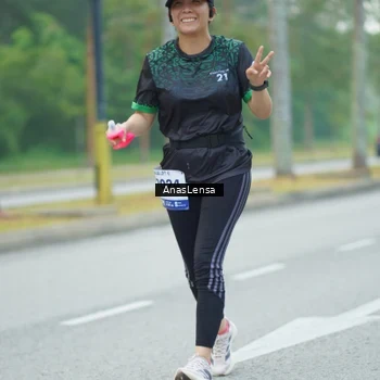 Runner Photo 8209030
