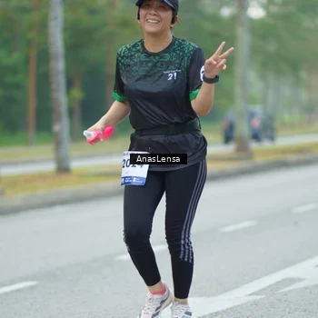 Runner Photo 8209036