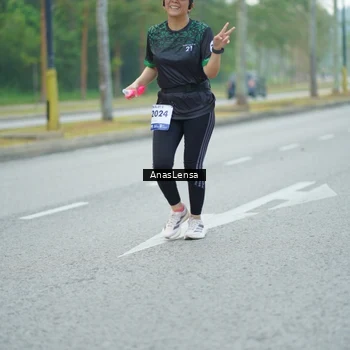 Runner Photo 8209037