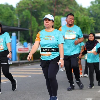 Runner Photo 8209045
