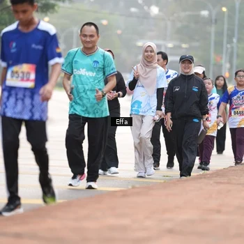 Runner Photo 8209048