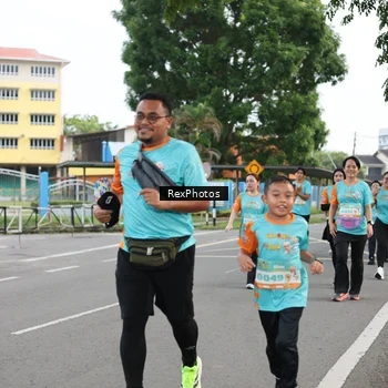 Runner Photo 8209050