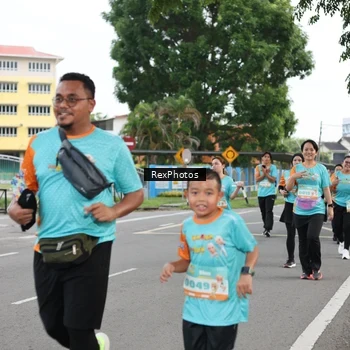 Runner Photo 8209054