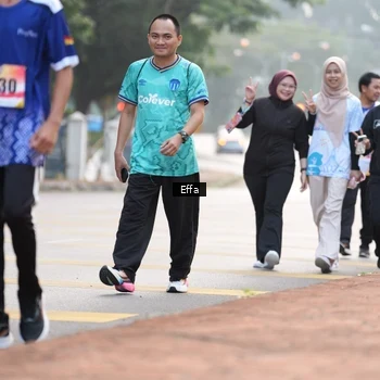 Runner Photo 8209071