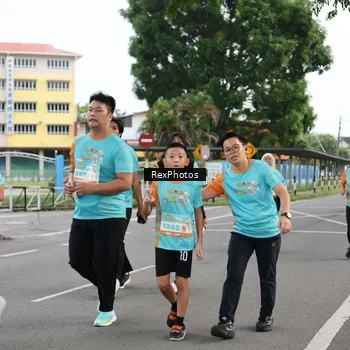 Runner Photo 8209072