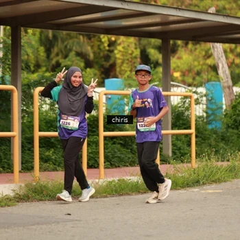 Runner Photo 8209075