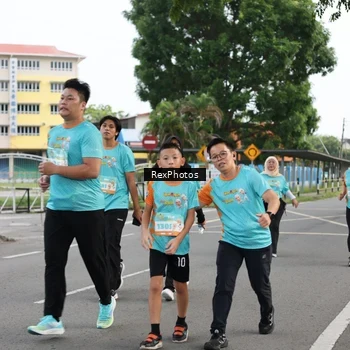 Runner Photo 8209077