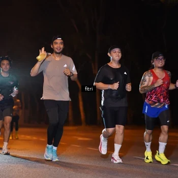 Runner Photo 8209083
