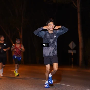 Runner Photo 8209105