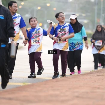 Runner Photo 8209108