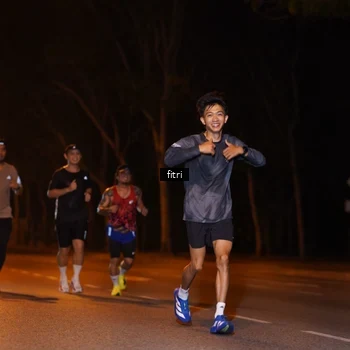 Runner Photo 8209122