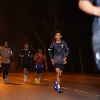 Runner Photo 8209142