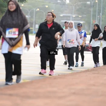 Runner Photo 8209153