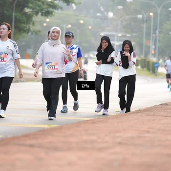 Runner Photo 8209174