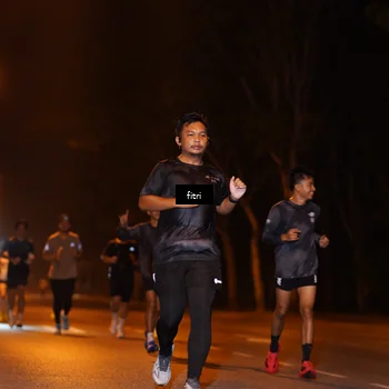 Runner Photo 8209187