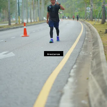 Runner Photo 8209202