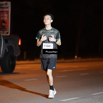 Runner Photo 8209247