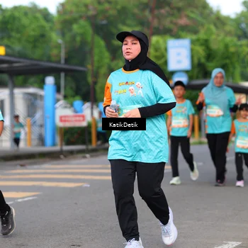 Runner Photo 8209314